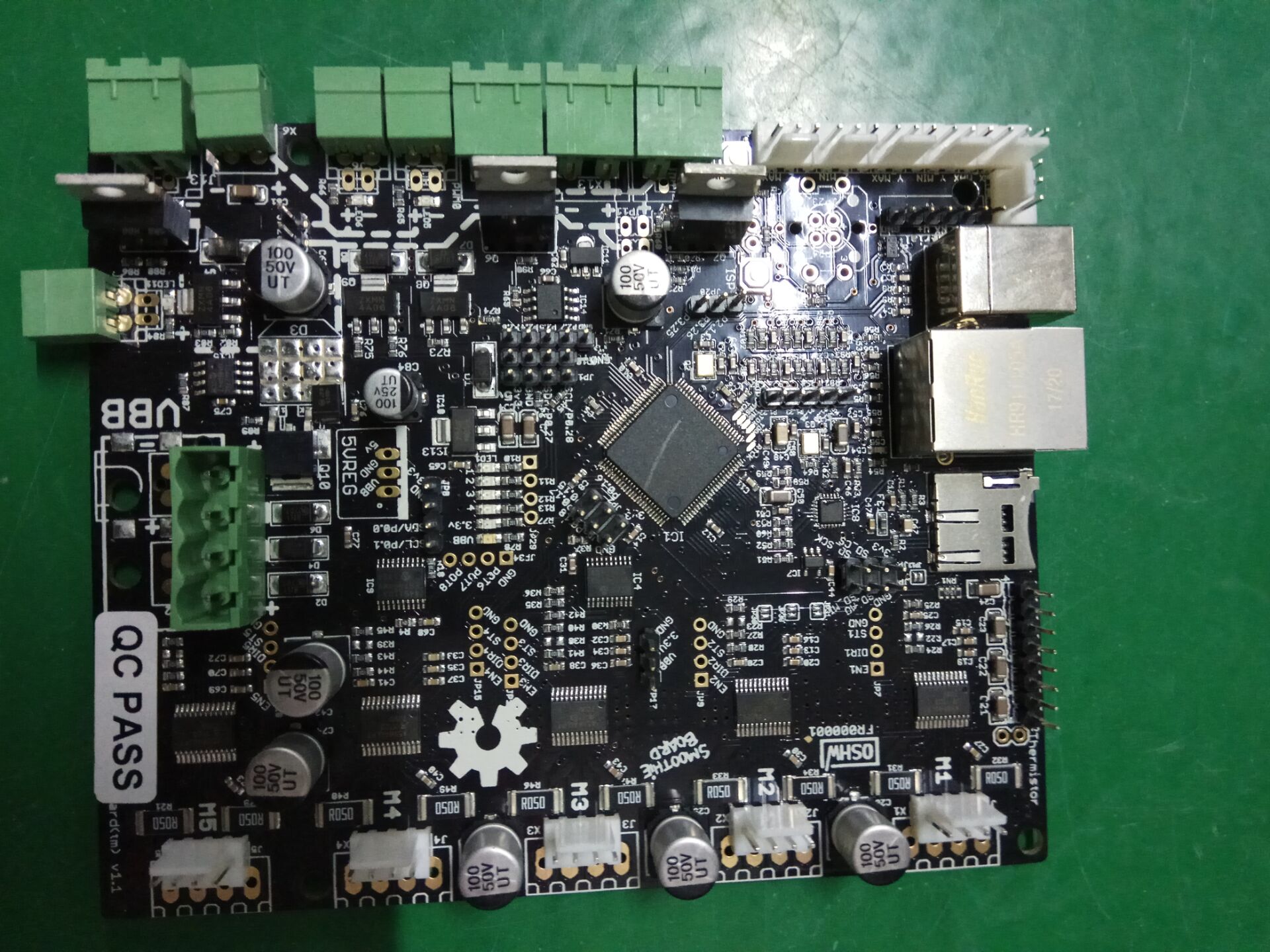 PCB設計中的CFD建模和仿真 PCB設計中的CFD建模和仿真